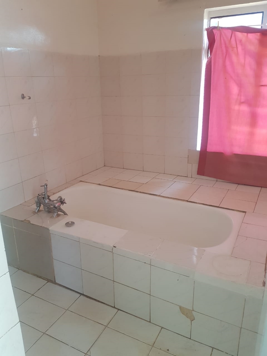 3 Bedroom Property for Sale in Christiana North West